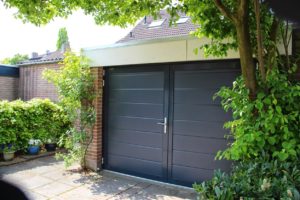 openslaande garagedeur in Tilburg | Brabant Deur