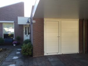 openslaande garagedeur in Eindhoven | Brabant Deur