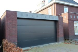 sectionaaldeur met loopdeur in veldhoven | Brabant Deur