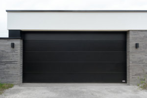 zwarte design sectionaaldeur | Brabant Deur