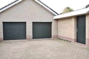 sectionaaldeur Premium garagedeur in Nuenen | Brabant Deur
