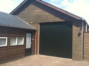 sectionaaldeur Premium garagedeur in Aalst/Waalre | Brabant Deur